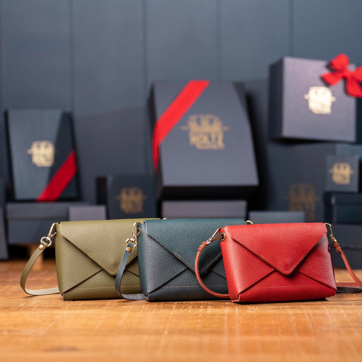 The Cecilia 2.0 - Fine Leather Envelope Purse with Adjustable 3 in 1 Strap - Holtz Leather