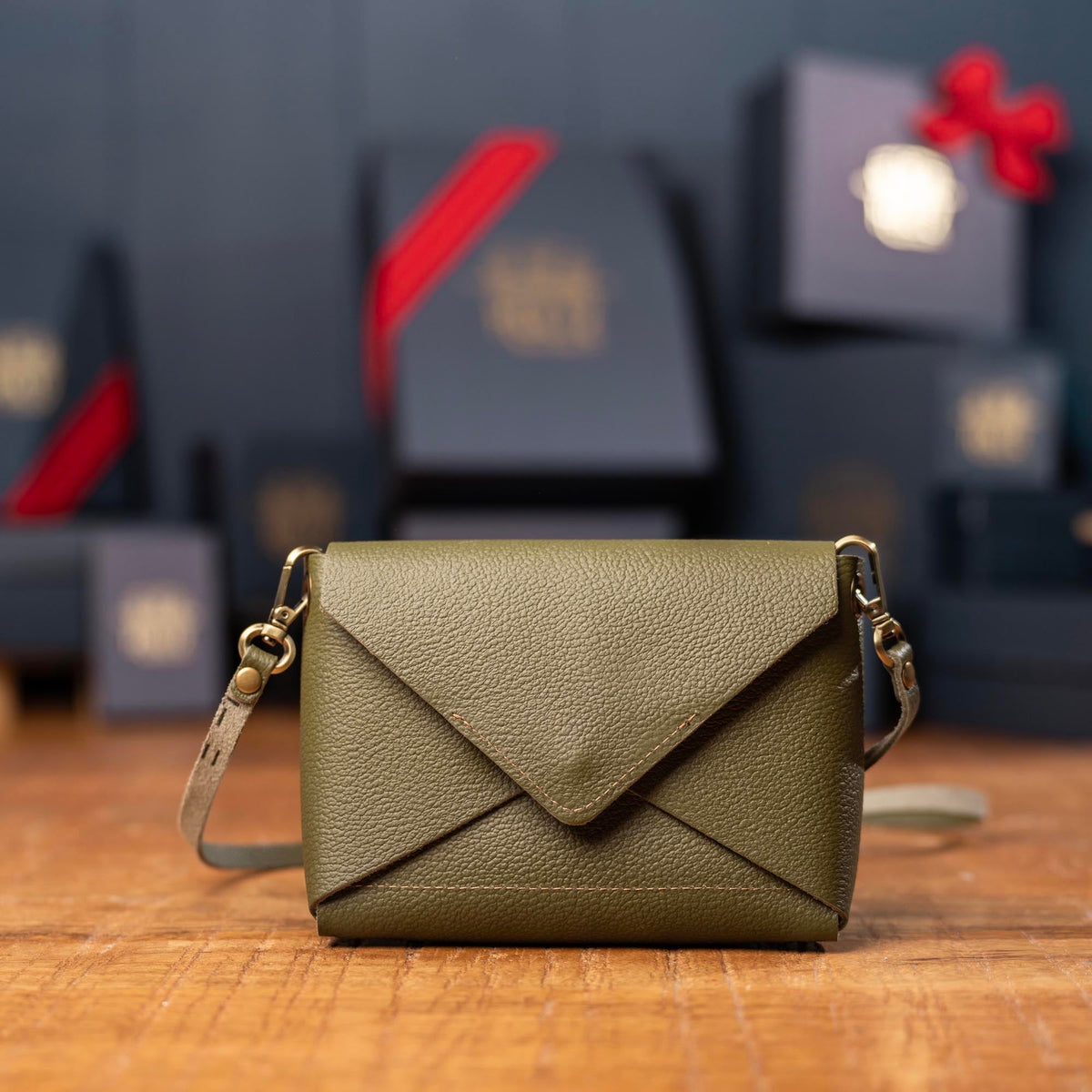 The Cecilia 2.0 - Fine Leather Envelope Purse with Adjustable 3 in 1 Strap - Holtz Leather