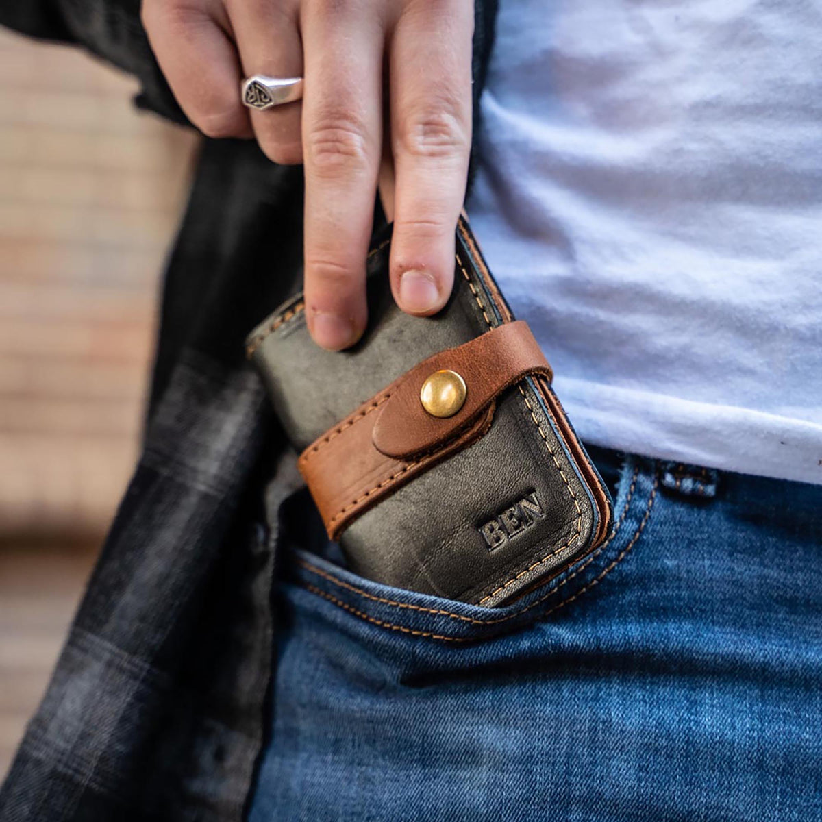 The Doolittle Fine Leather Snap Closure Wallet BiFold - Holtz Leather