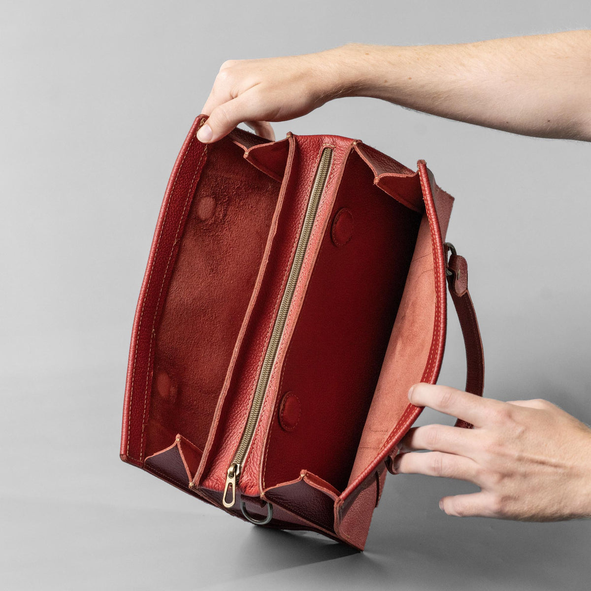 The Ellie Fine Leather Structured Women's Handbag and Crossbody Purse - Holtz Leather