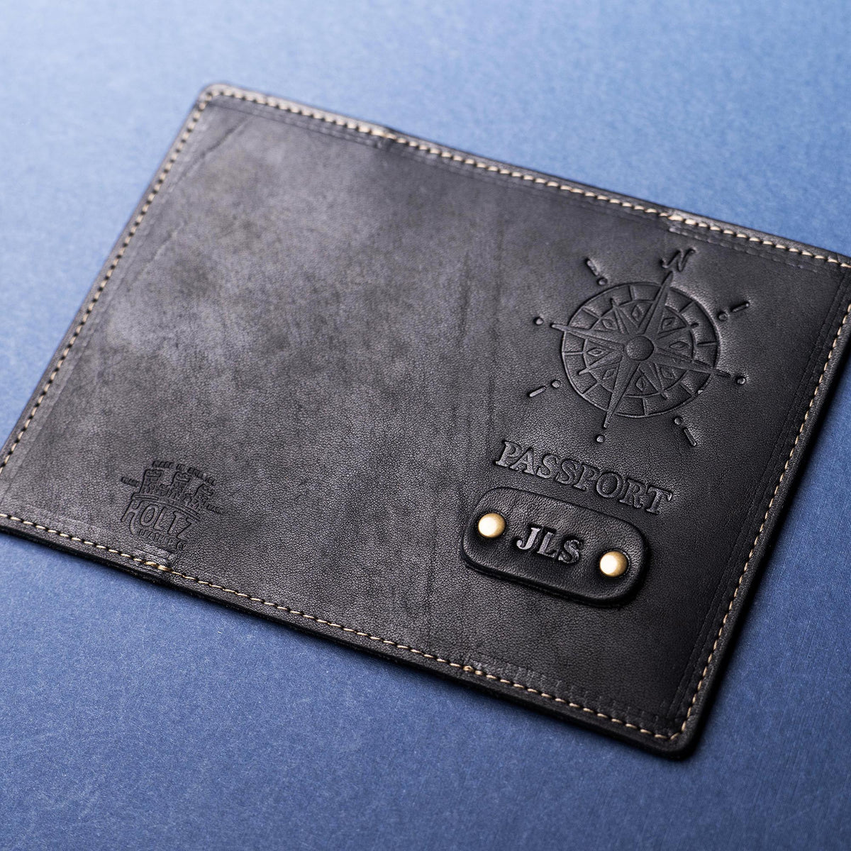 The Expedition Personalized Leather Passport Cover - Holtz Leather