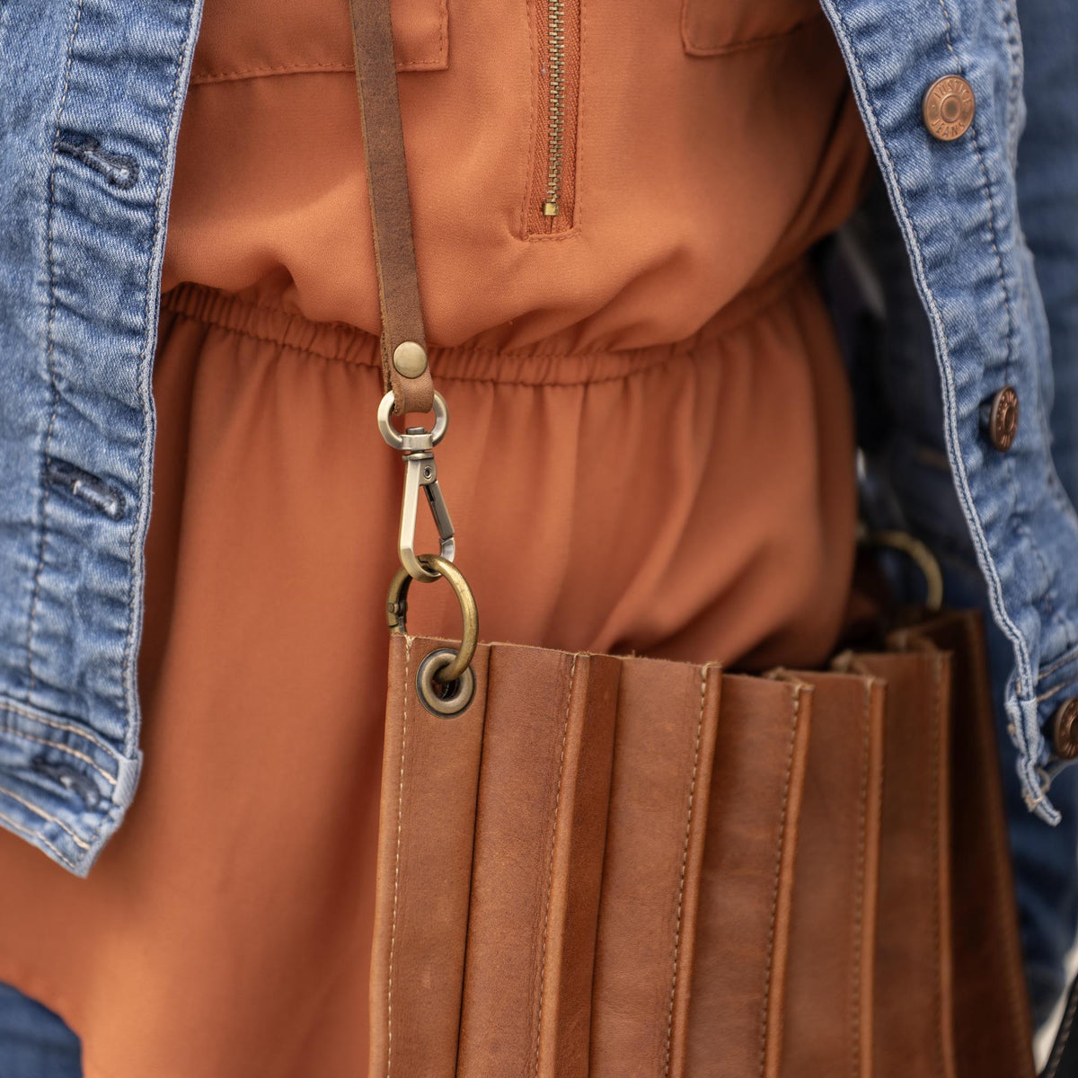 The Kiley Fine Leather Pleated Women's Crossbody Purse and Shoulder Bag - Holtz Leather