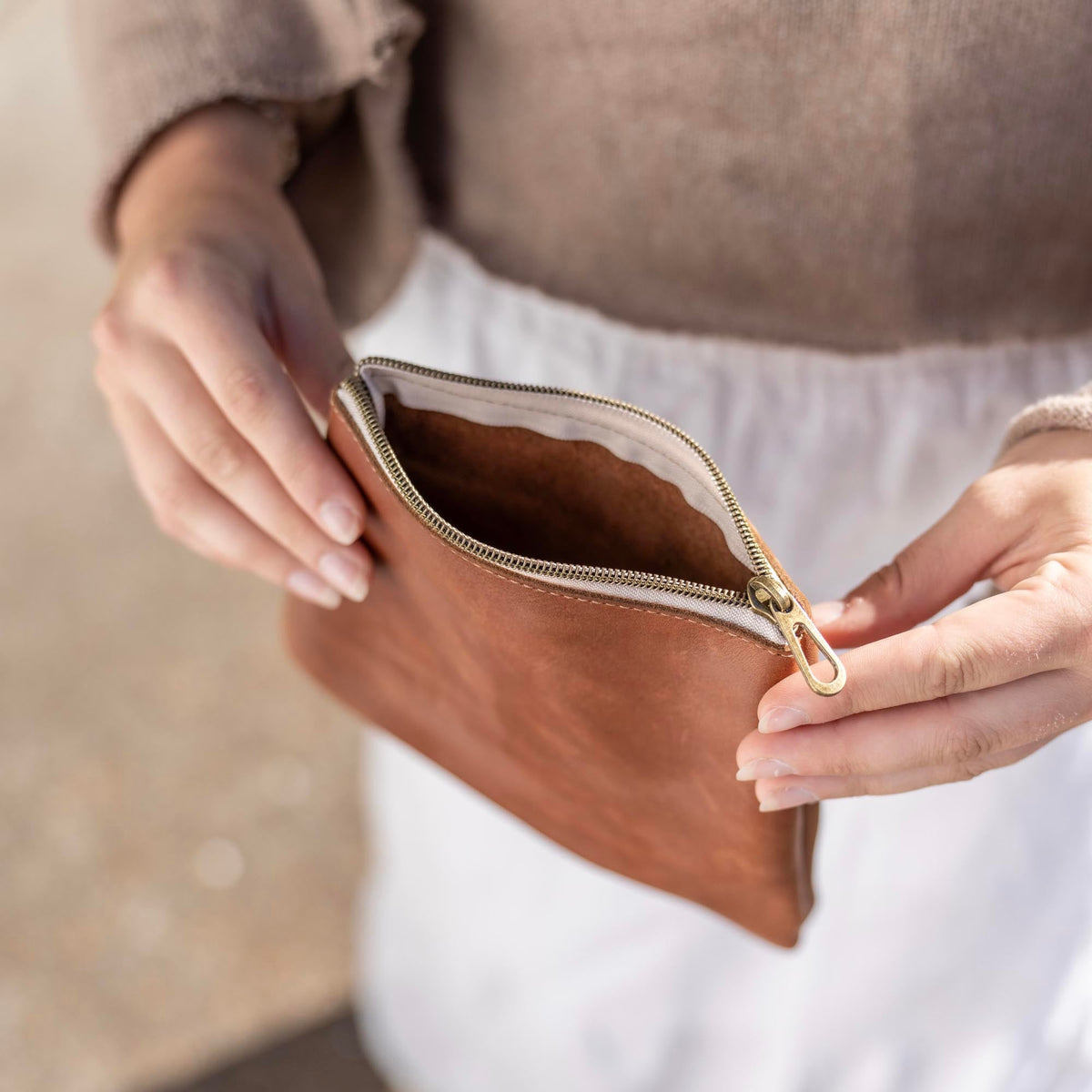 The Kiley Fine Leather Pleated Women's Crossbody Purse and Shoulder Bag - Holtz Leather