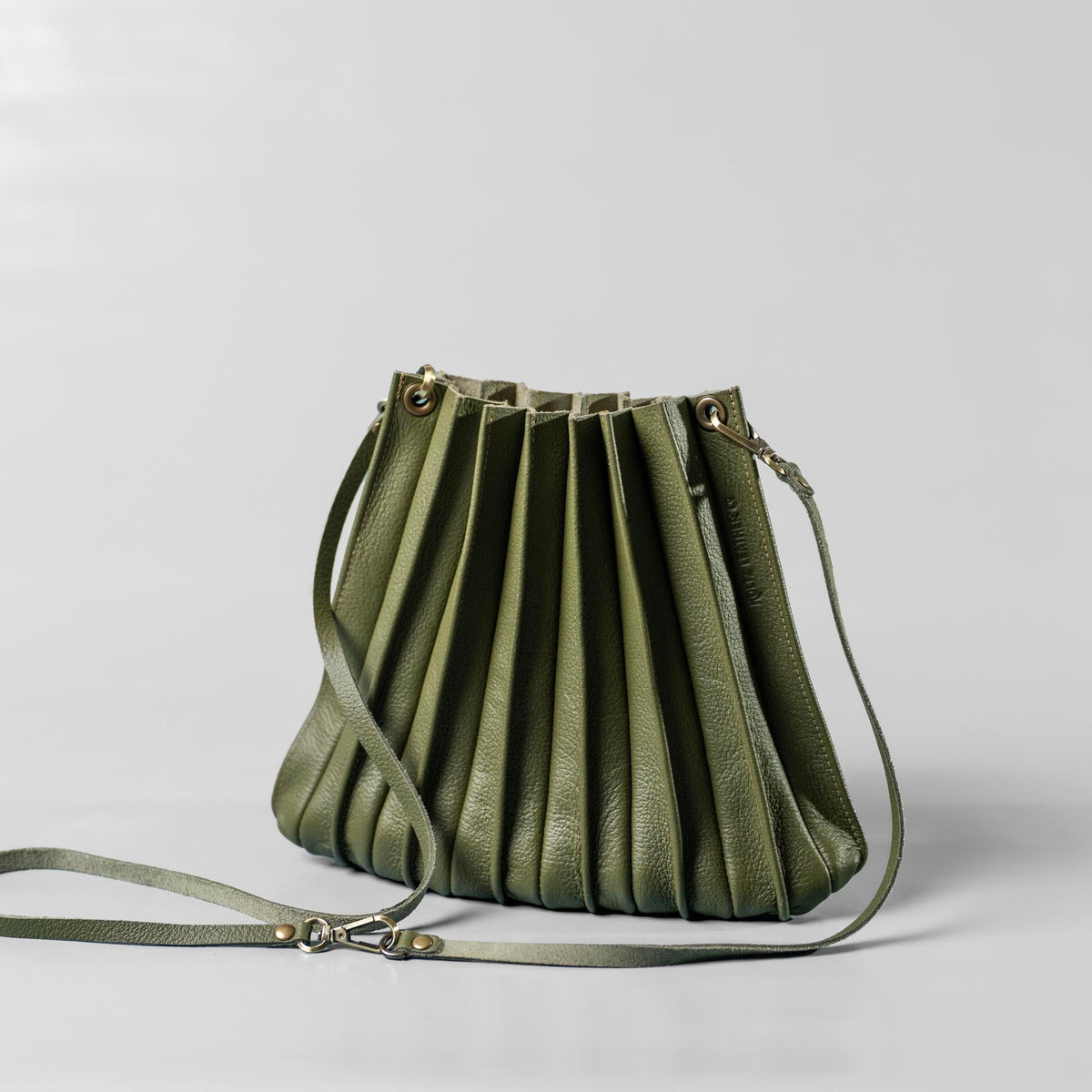 The Kiley Fine Leather Pleated Women's Crossbody Purse and Shoulder Bag - Holtz Leather