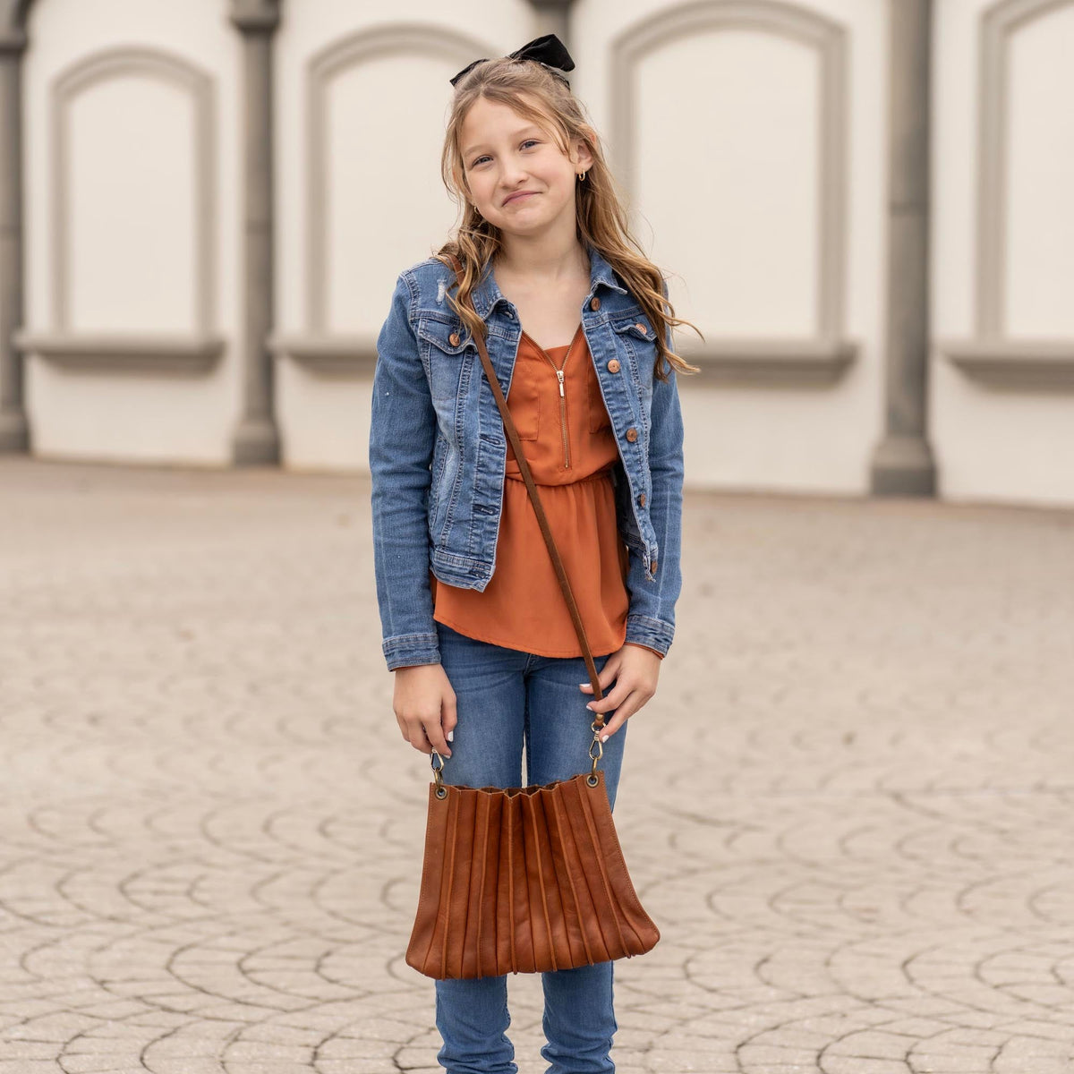 The Kiley Fine Leather Pleated Women's Crossbody Purse and Shoulder Bag - Holtz Leather