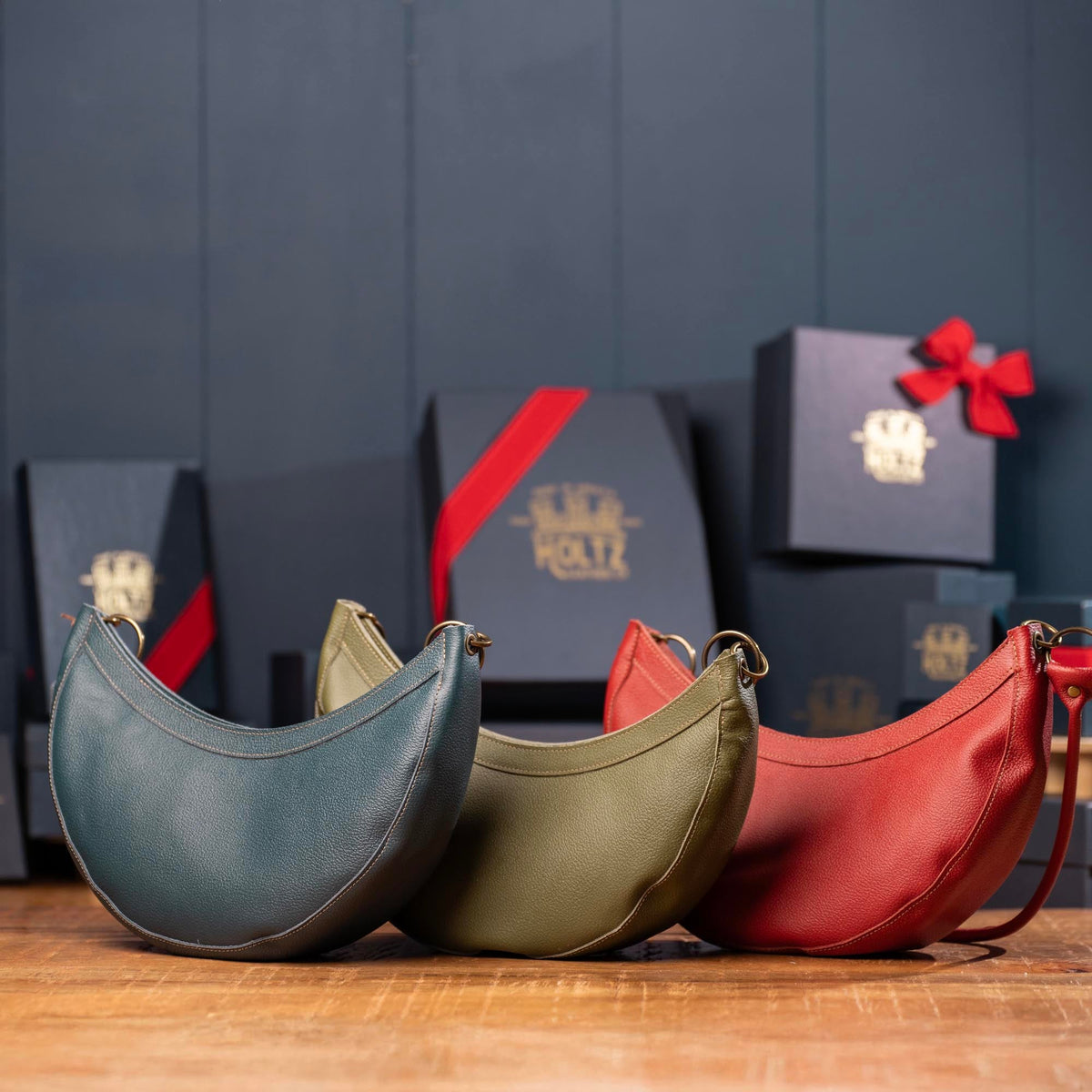 The Luna Fine Leather Crescent Shoulder Bag Purse - Holtz Leather