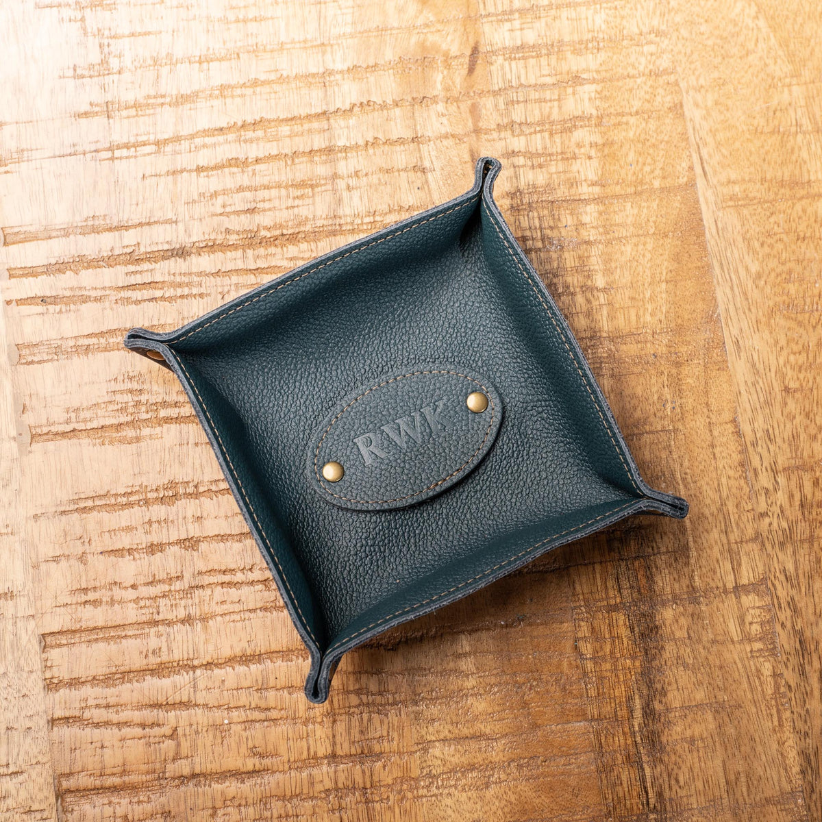 The Monticello Fine Leather Personalized Desk Valet Caddy Tray for Dresser or Office Gift - Holtz Leather