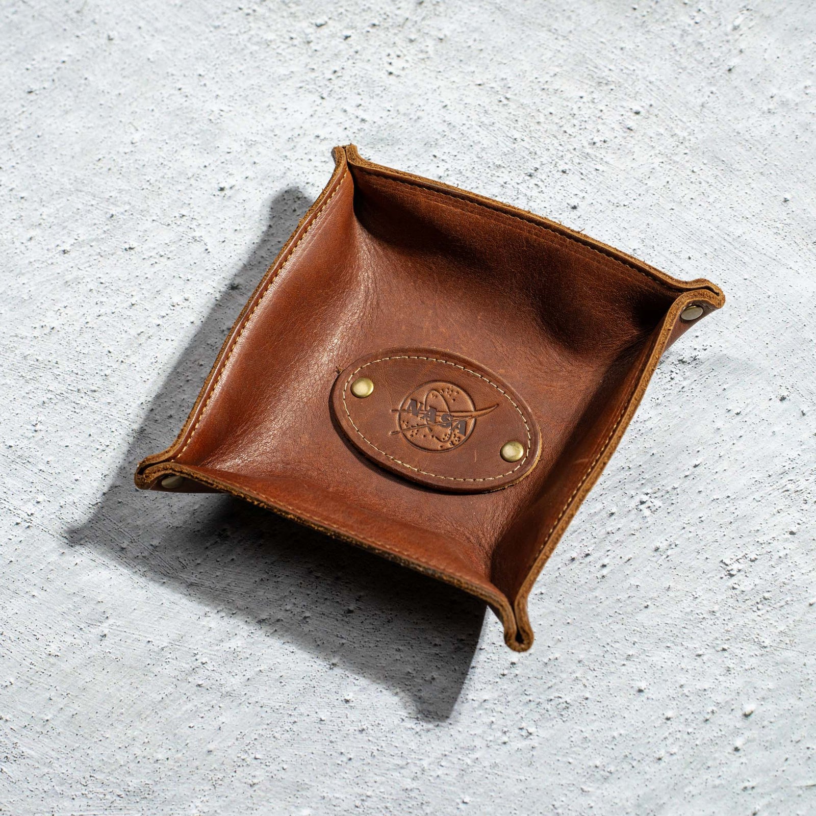 The Nasa Monticello Fine Leather Personalized Desk Valet Caddy Tray for Dresser or Office Gift - Holtz Leather