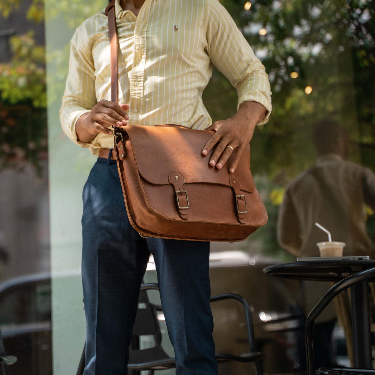 The No. 1860 EXPRESS - Fine Leather Messenger Bag & Mens Briefcase - Holtz Leather