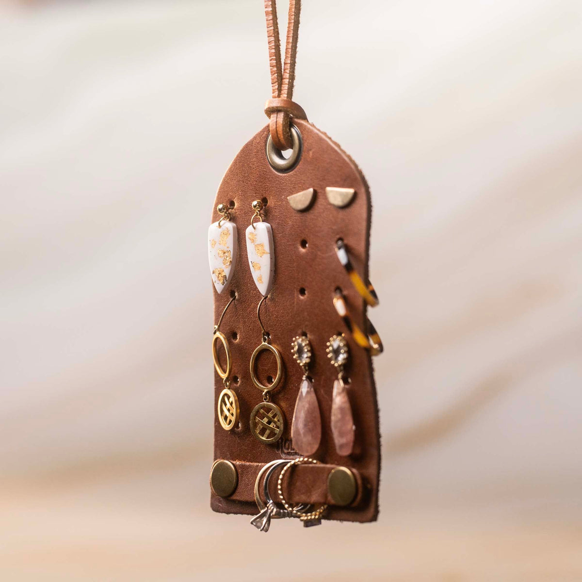 The Pearl Full Grain Leather Earring and Ring Holder - Holtz Leather