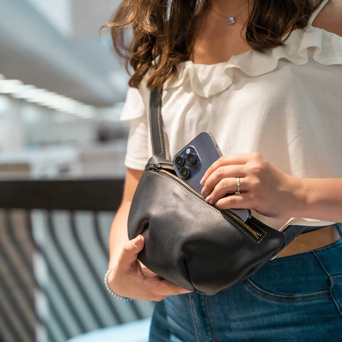 The Sage Crossbody Fine Leather Fanny Pack Bag - Holtz Leather