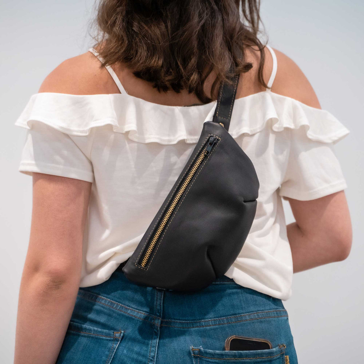 The Sage Crossbody Fine Leather Fanny Pack Bag - Holtz Leather