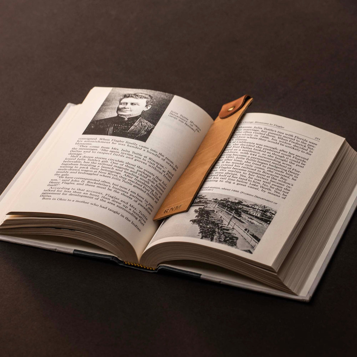 The Scribe - Personalized Fine Leather Two - Tone Bookmark - Holtz Leather