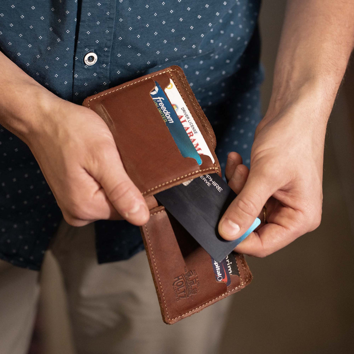 The Slim Dixie Fine Leather BiFold Wallet - Holtz Leather