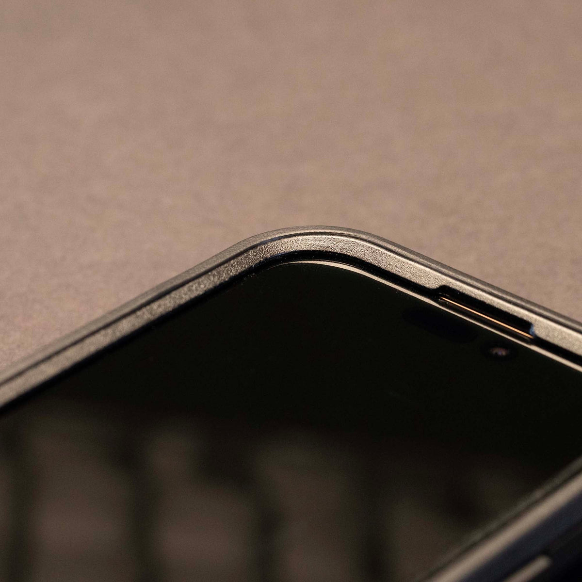 The SWITCH 4 - IN - 1 Leather Phone Case - WALLET, KICKSTAND & LOOP for iPhone® - Holtz Leather