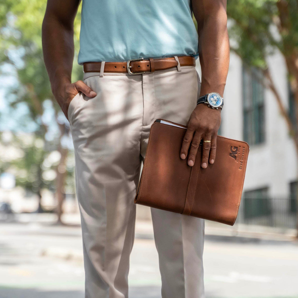 Your Logo + Our Leather - The Vanderbilt 2.0 Fine Leather Portfolio Padfolio - Custom Logo + Corporate Gifting - Holtz Leather