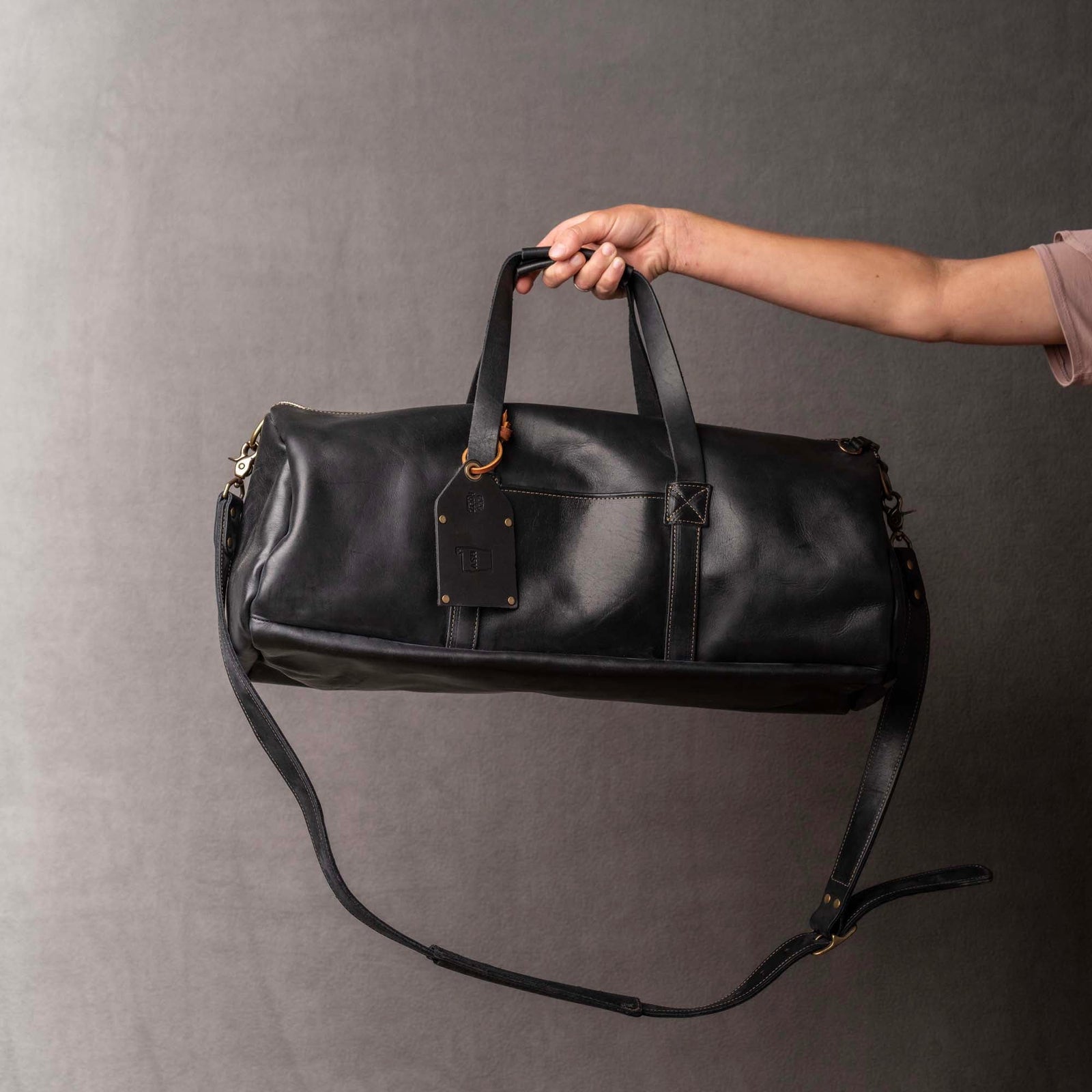 Your Logo + Our Leather - The Vintage Overnighter Bag Personalized Fine Leather Overnight Bag - Custom Logo and Corporate Gifting - Holtz Leather