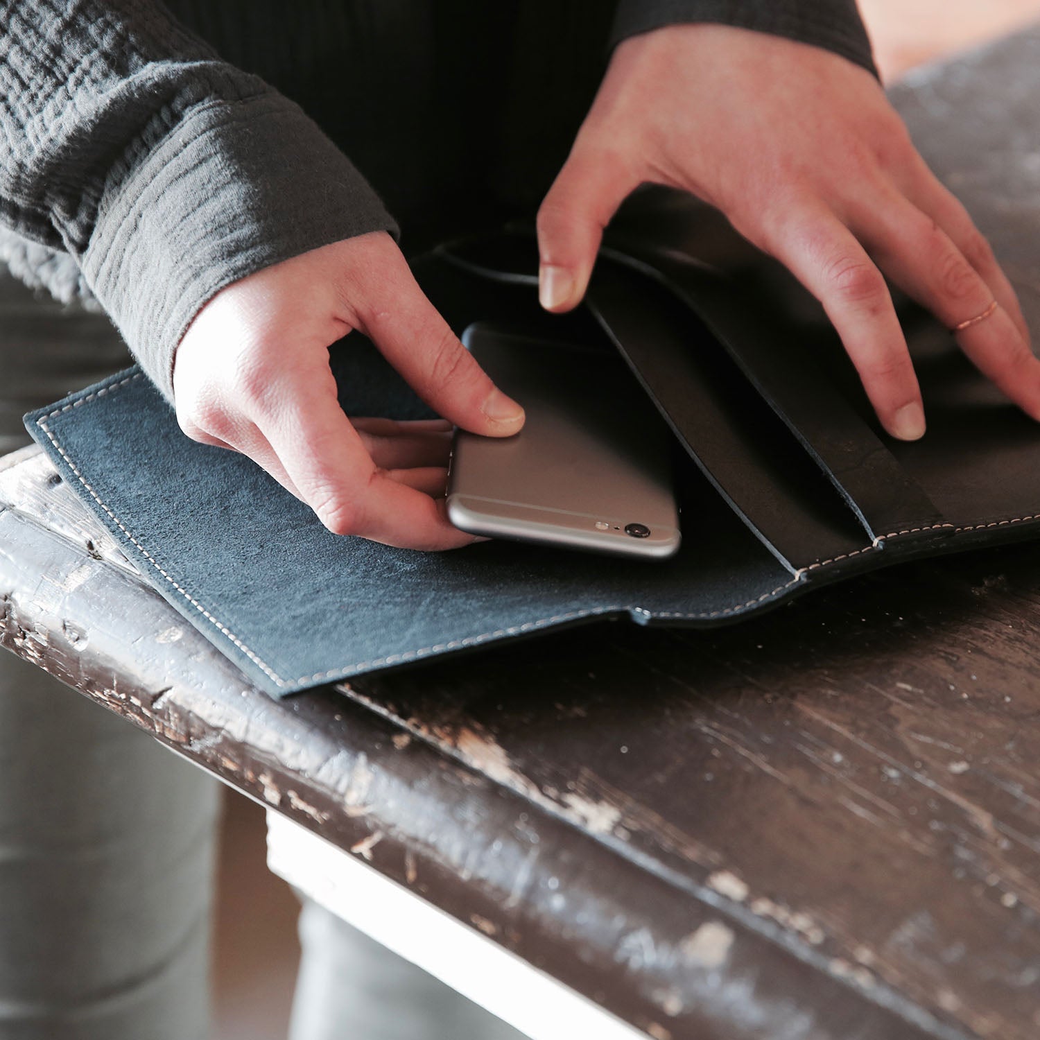 Best leather clutch 2025