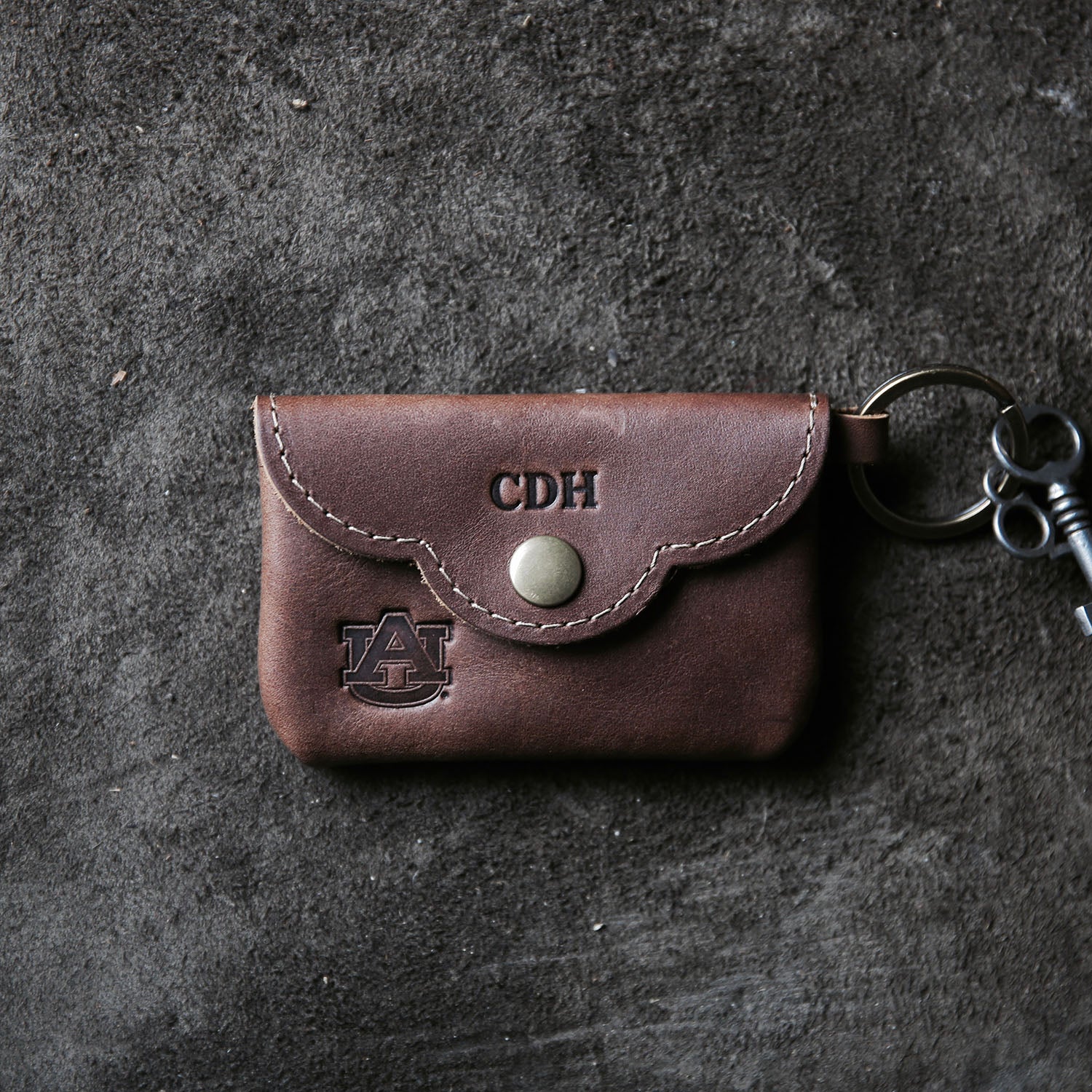 Fine leather scallop keychain wallet with personalized initials and Auburn logo
