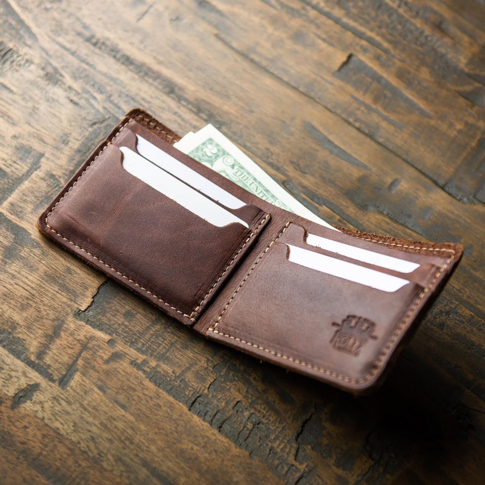 bifold wallet brown