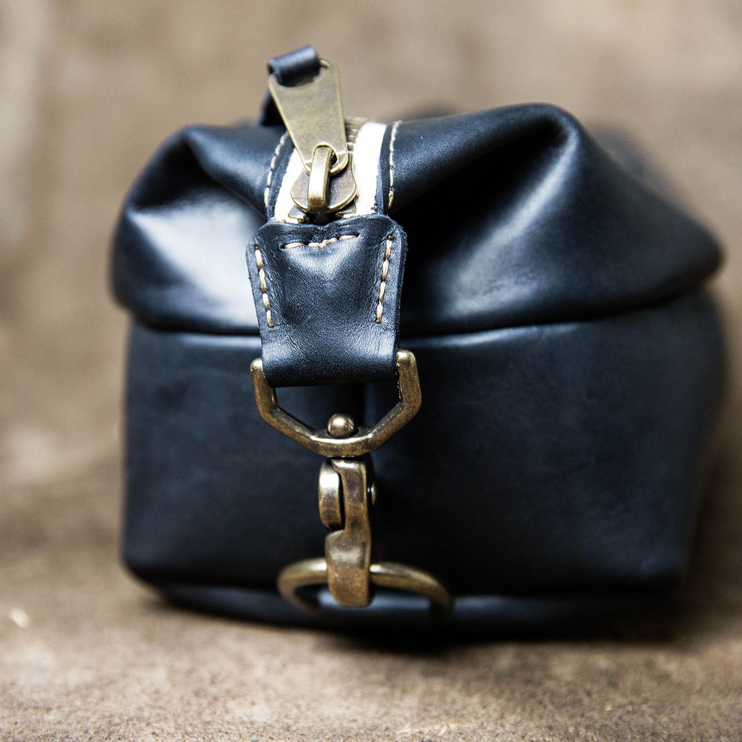 Leather ditty bag shop