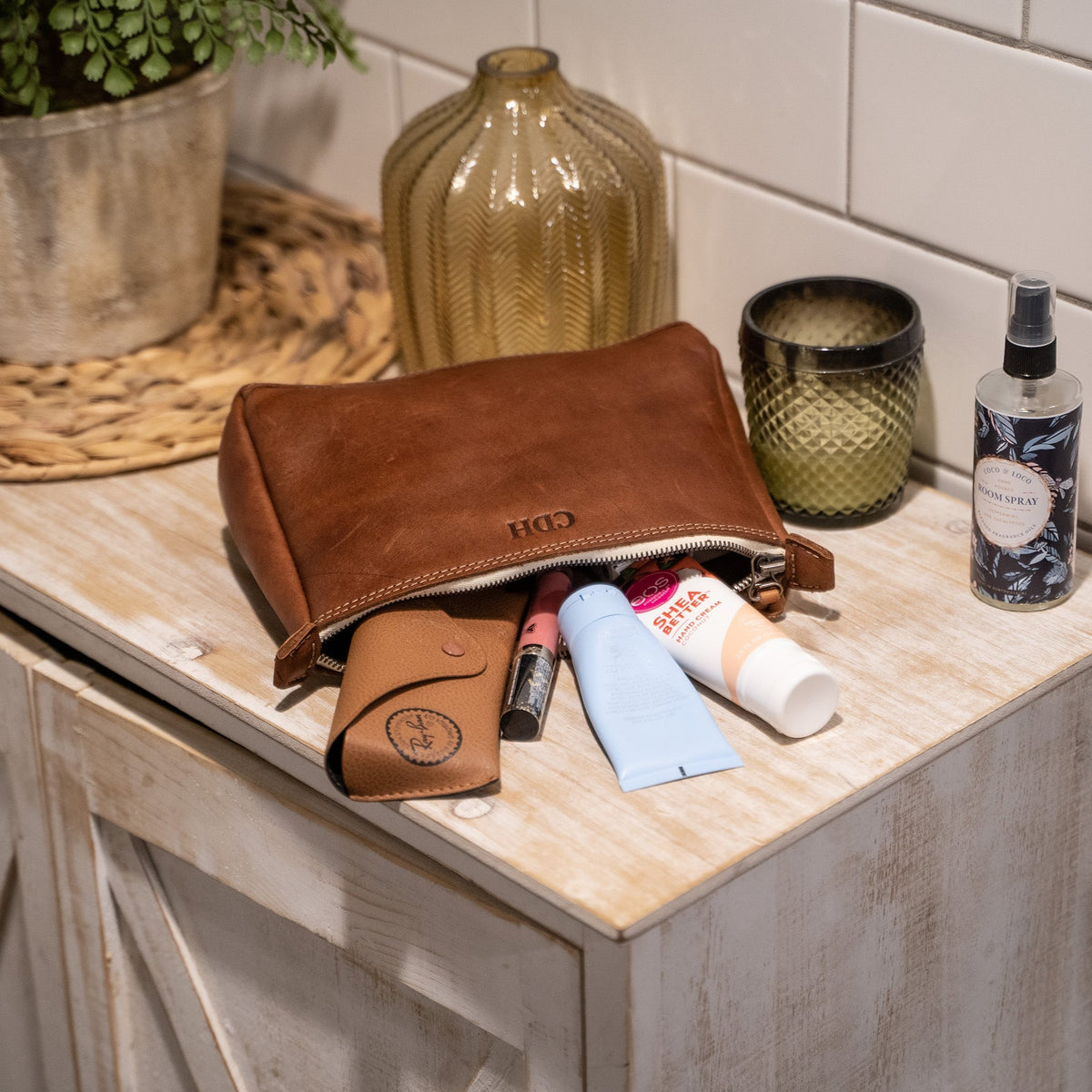 The Audrey Fine Leather Makeup Bag