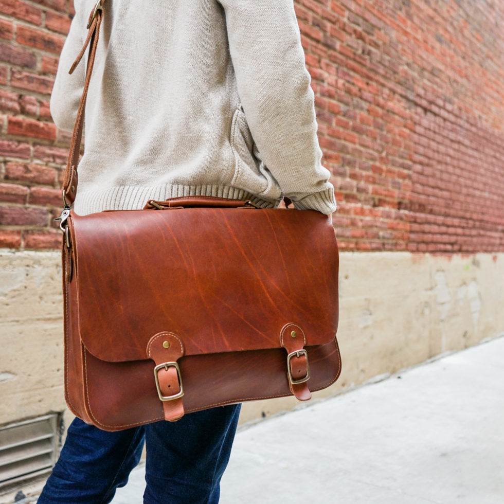 The No. 1860 EXPRESS - Fine Leather Messenger Bag &amp; Mens Briefcase