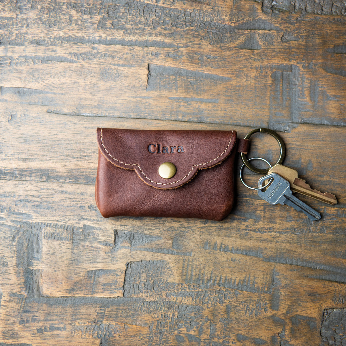 The Rosie Personalized Fine Leather Scallop Keychain Wallet