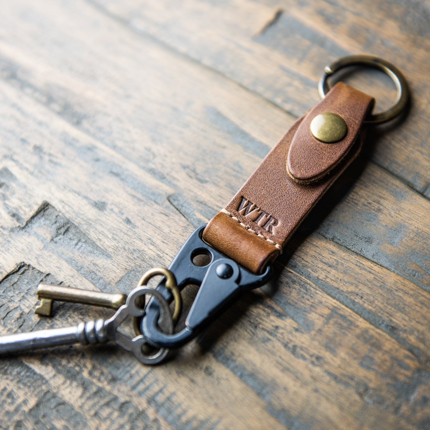 EDC Leather Clip Keychain Compact Key Ring - Customizable