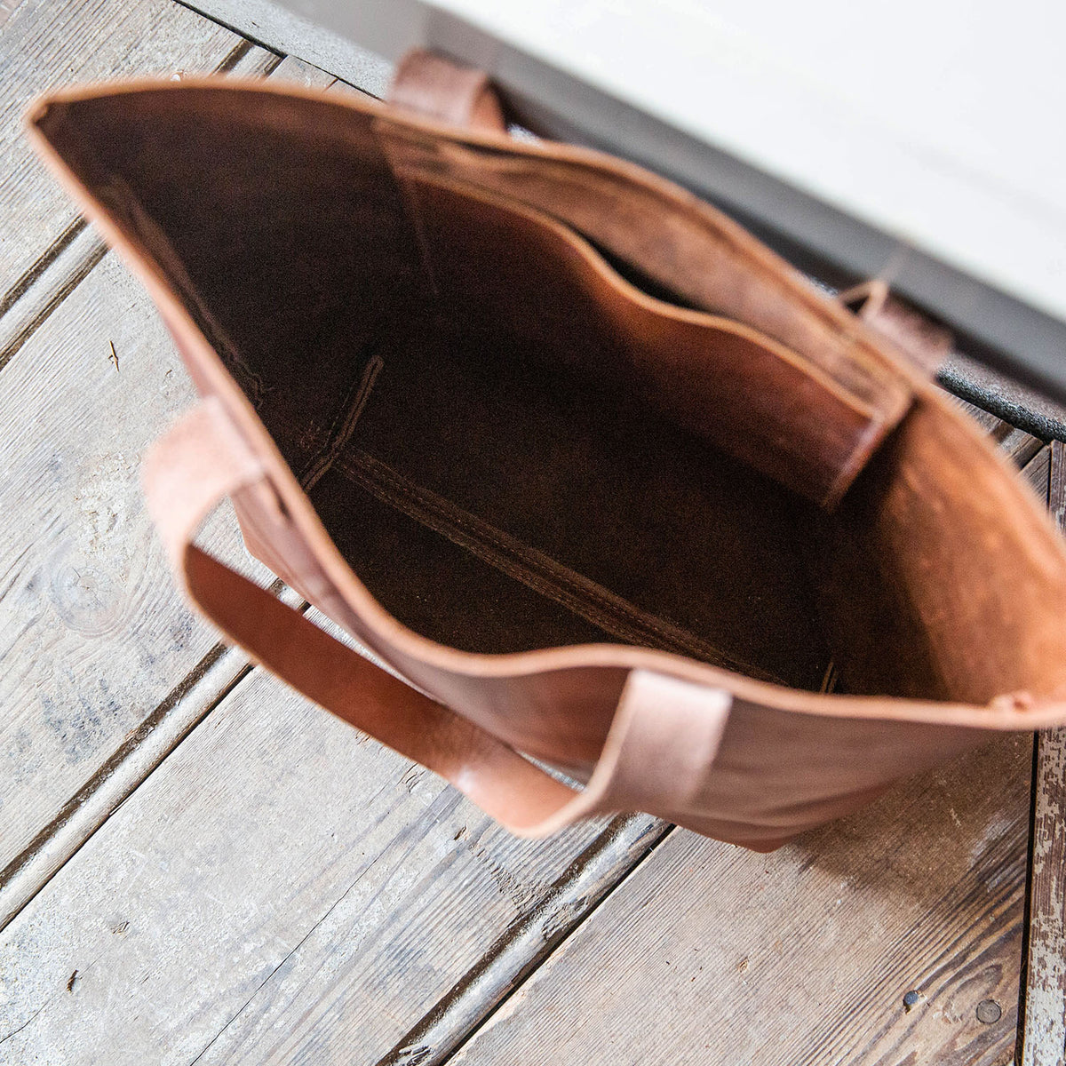 The Ashley Tote Fine Leather Handbag Purse Bag