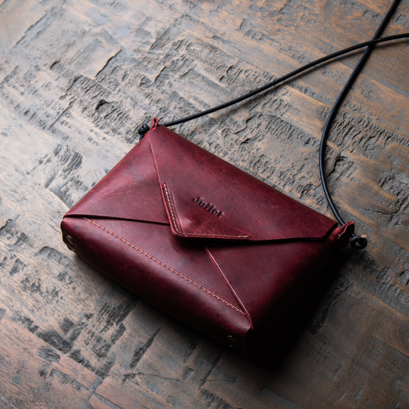 The UNA Cecilia Fine Leather Envelope Purse