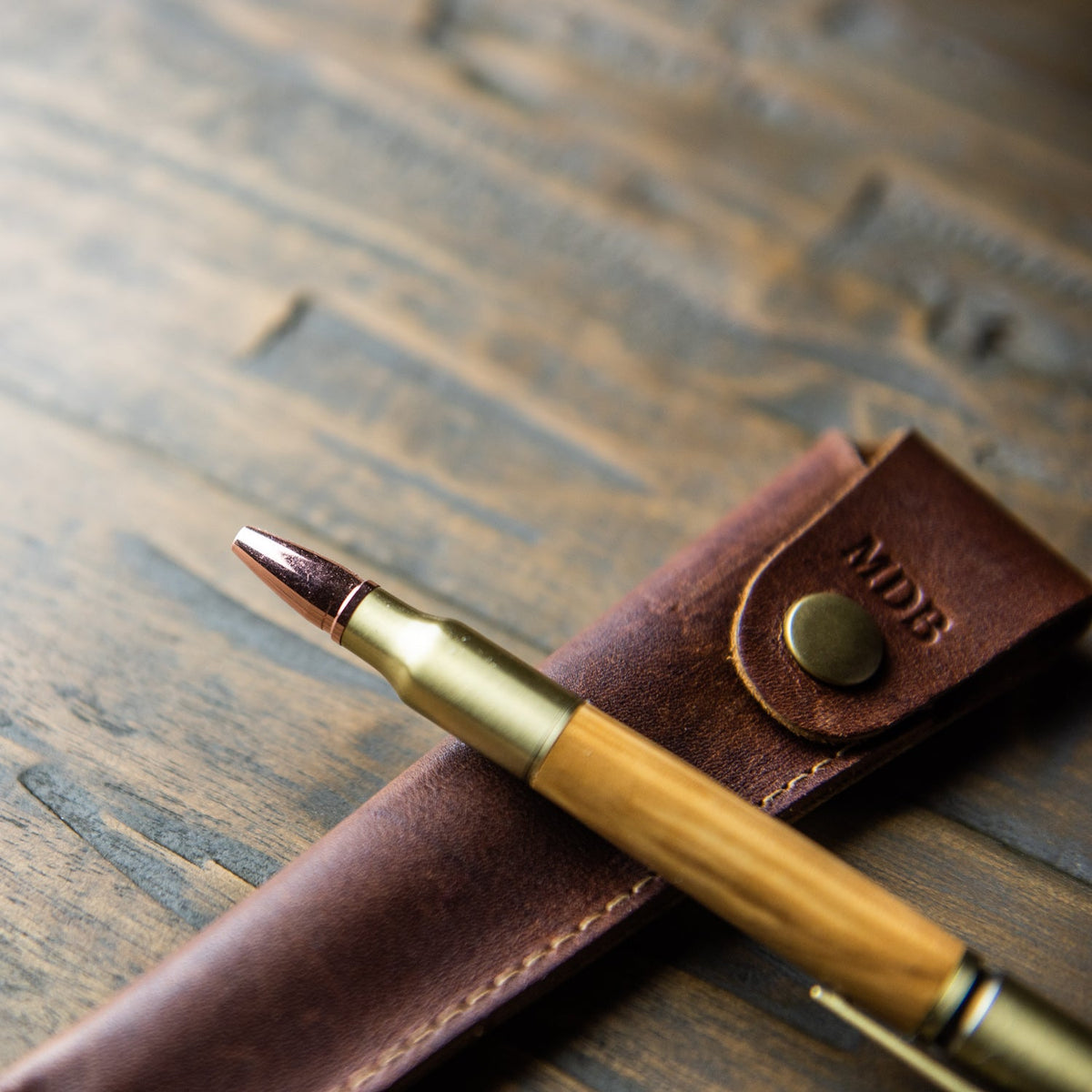 Bethlehem Olive Wood .30 Caliber Bolt Action Pen + Pen Sleeve - Holtz Leather