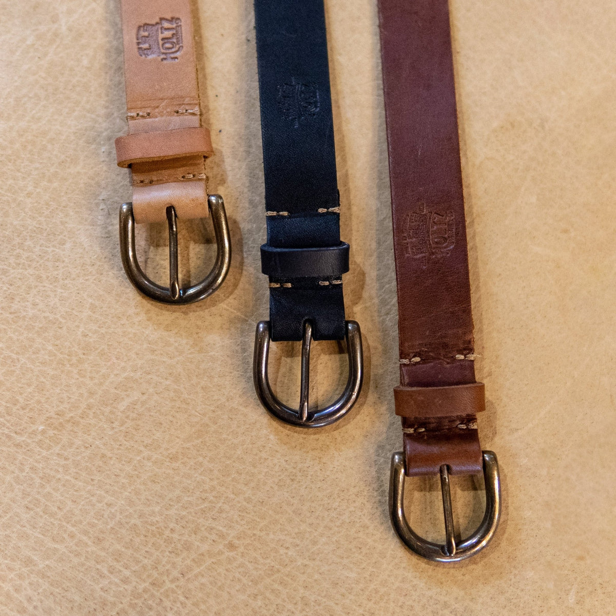 Fine Leather Womens Belt – Rounded Brass Buckle - Holtz Leather