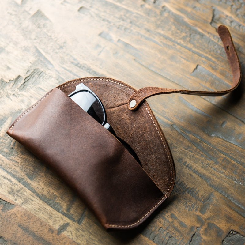 The Aviator Personalized Fine Leather Sunglass Case - Holtz Leather