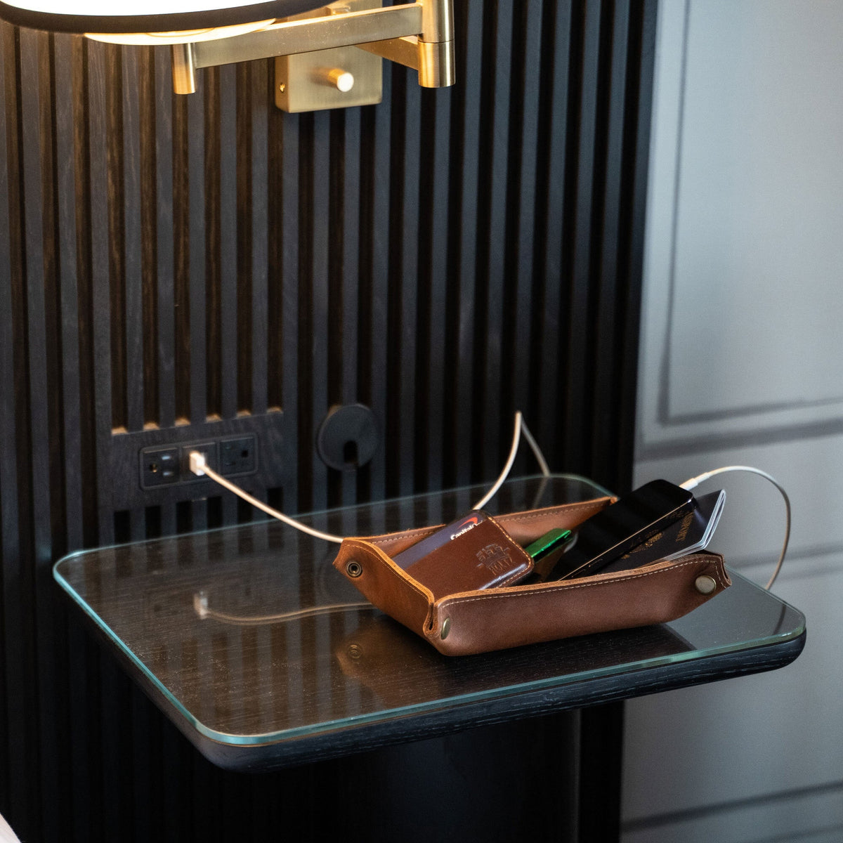 The Jetsetter - Personalized Full - Grain Leather Travel Caddy - Holtz Leather