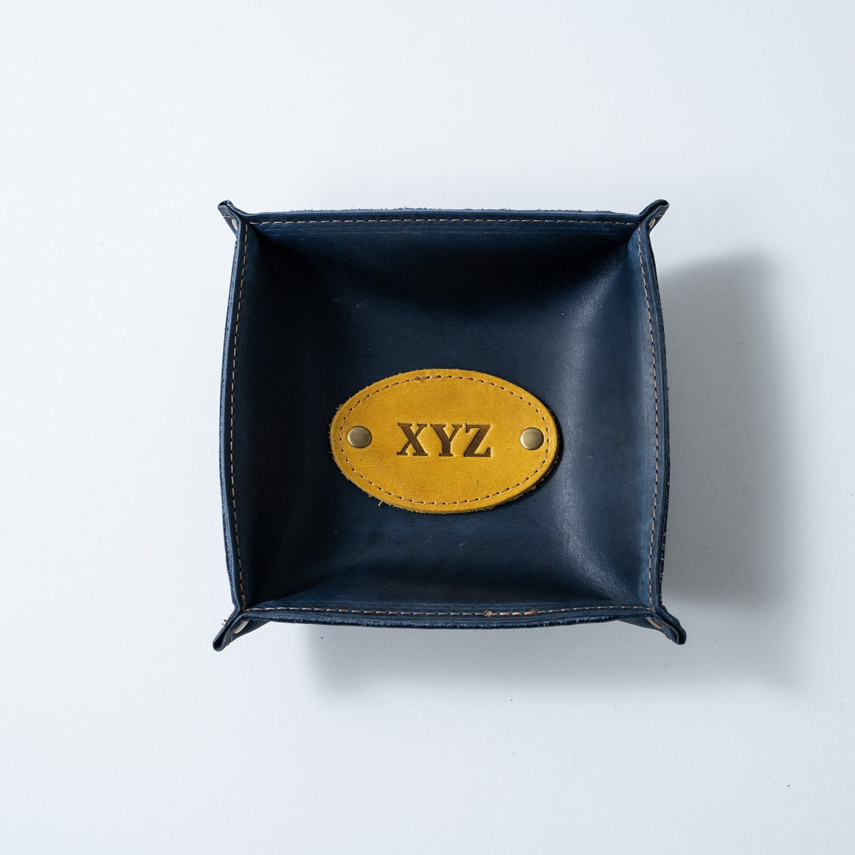 The Monticello Fine Leather Personalized Desk Valet Caddy Tray for Dresser or Office Gift - Holtz Leather