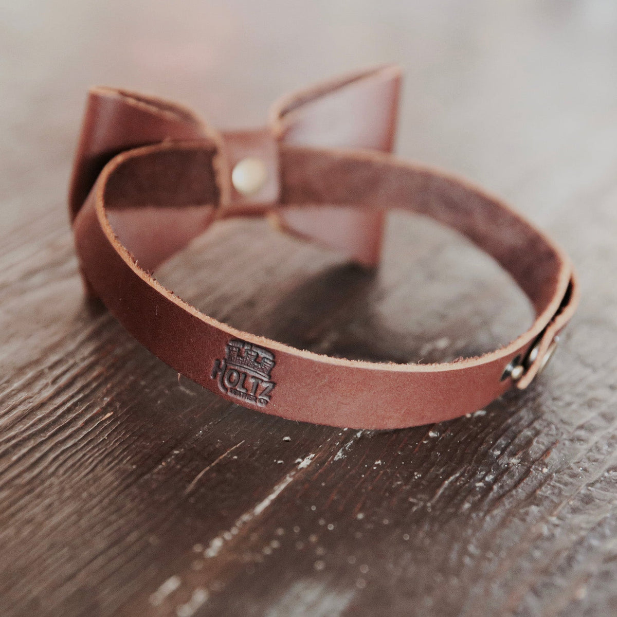 The Mr. Baker Fine Leather Bow Tie Bowtie - Holtz Leather