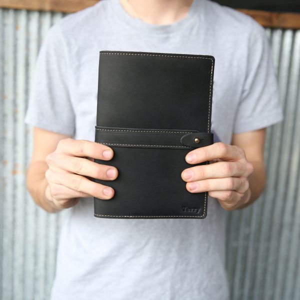 The Quiet Man Personalized Fine Leather Journal Gift for Groomsmen - Holtz Leather
