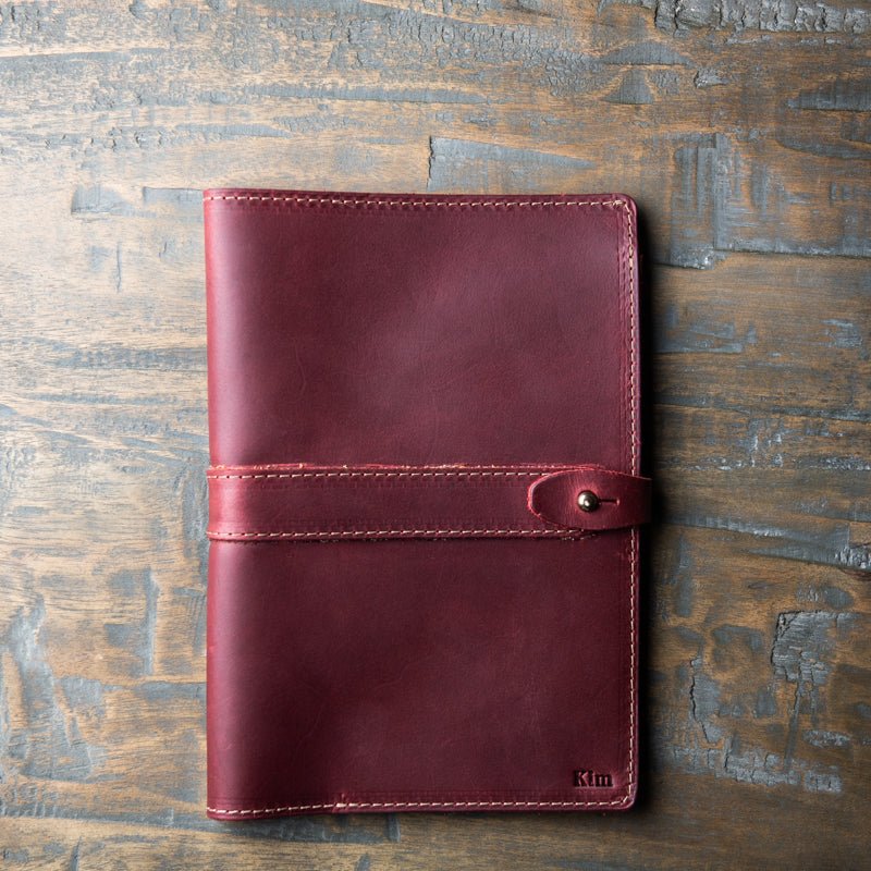The Quiet Man Personalized Fine Leather Journal Gift for Groomsmen - Holtz Leather