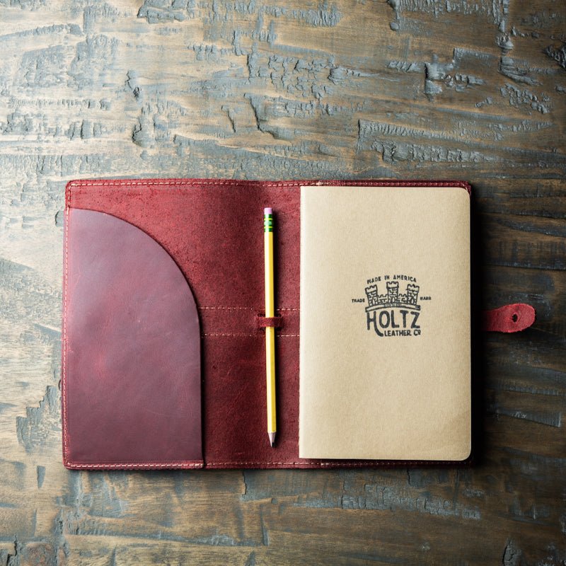 The Quiet Man Personalized Fine Leather Journal Gift for Groomsmen - Holtz Leather