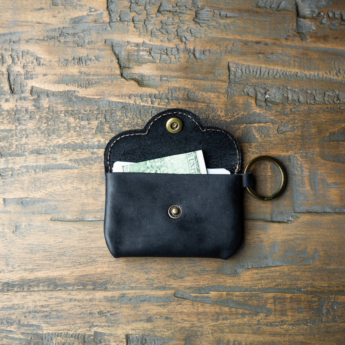 The Rosie Personalized Fine Leather Scallop Keychain Wallet - Holtz Leather